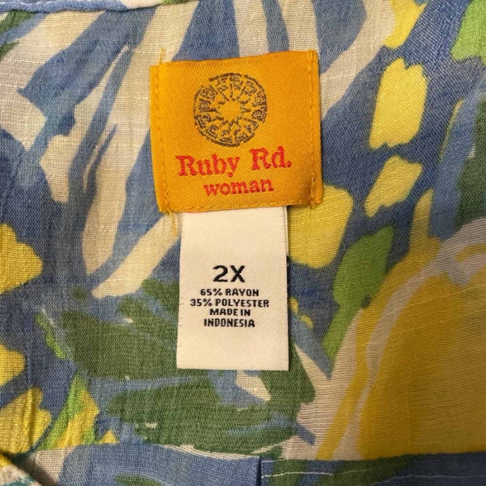 Ruby Rd. Top - Picture 3 of 3